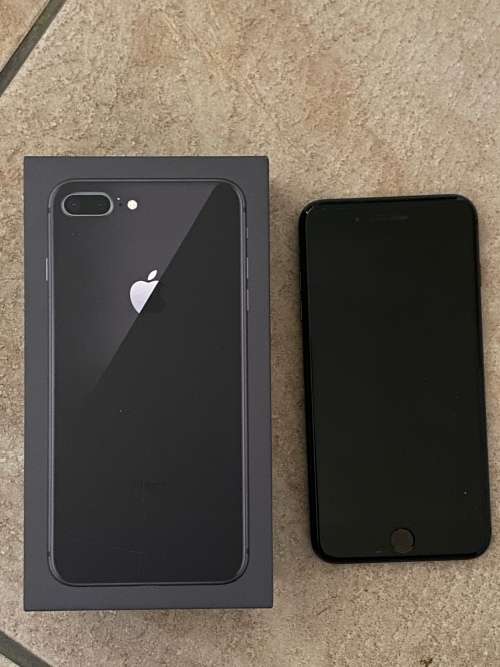 iPhone 8plus 64GB Space Grey