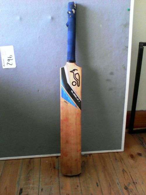 kookaburra Cricketbat