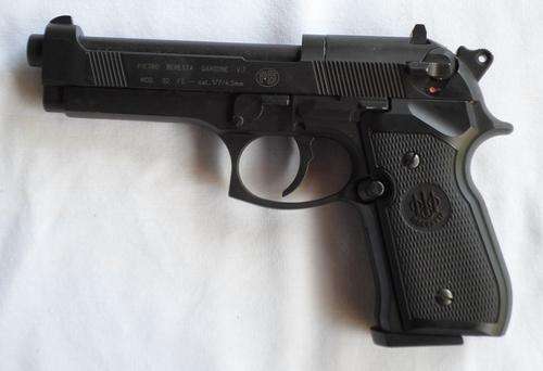 Beretta replica co2 pellet gun