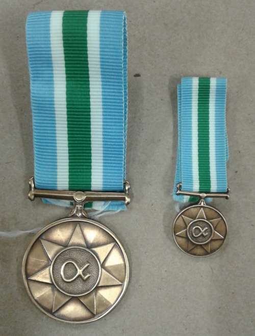 Unitas Medal and minature