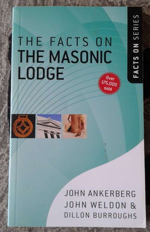 The Facts on the Masonic Lodge (The Facts On Series) Mass Market Paperback