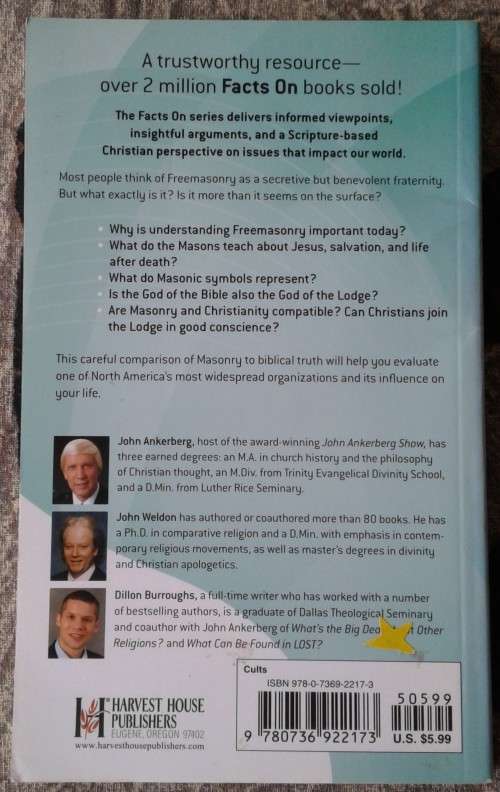 The Facts on the Masonic Lodge (The Facts On Series) Mass Market Paperback