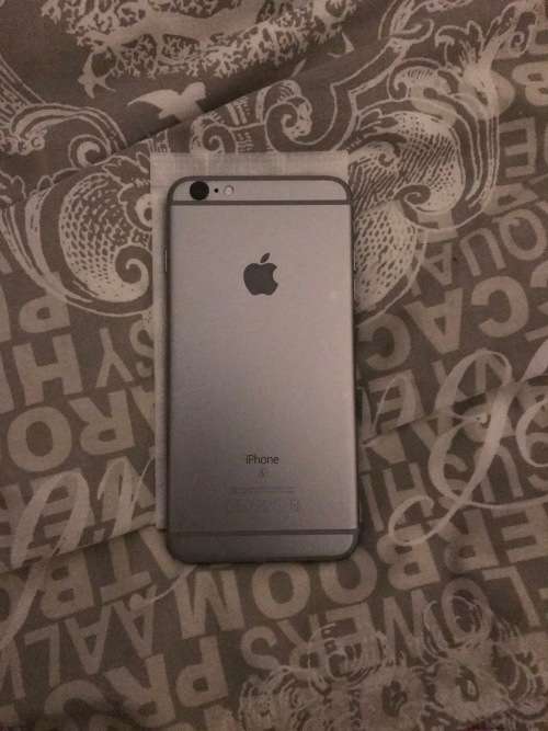 Space Grey I phone 6s plus  128gb- excellent condition with Extras