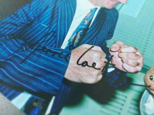 Nelson Mandela & Gerrie Coetzee photo, signed in pen (not a print) - size 15cm x 20cm