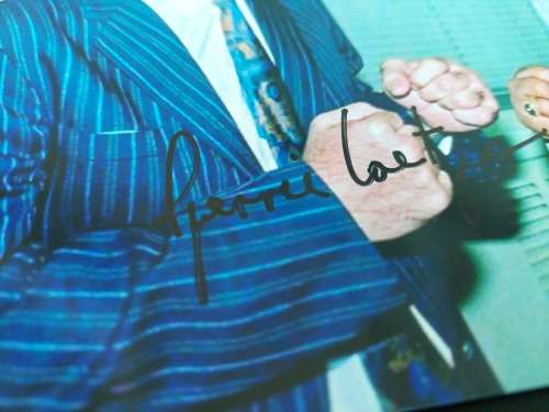 Nelson Mandela & Gerrie Coetzee photo, signed in pen (not a print) - size 15cm x 20cm