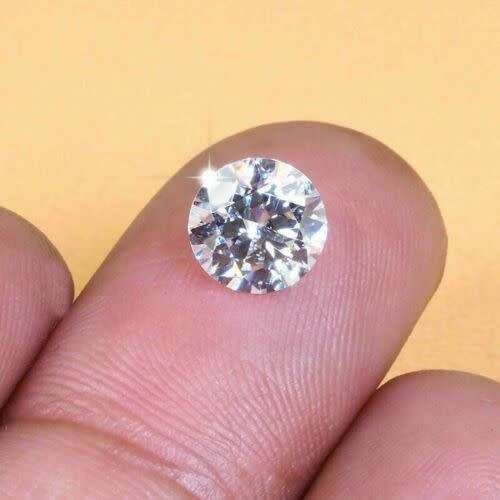 Natural Untreated 0.50 ct Round Cut White Diamond . Fantastic!!!! Certified