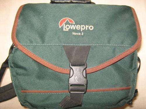 LOWEPRO Nova 3 Shoulder Camera Bag