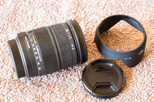Sigma 18-200mm 1:3.5 -6.3 with OS for Canon