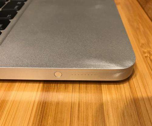 Apple MacBook "Core 2 Duo" 2.0 13" (Unibody)