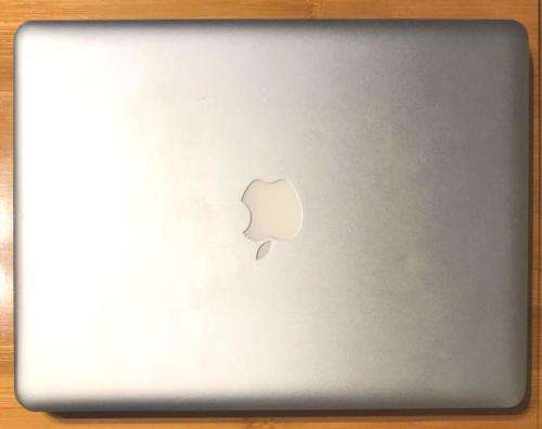 Apple MacBook "Core 2 Duo" 2.0 13" (Unibody)