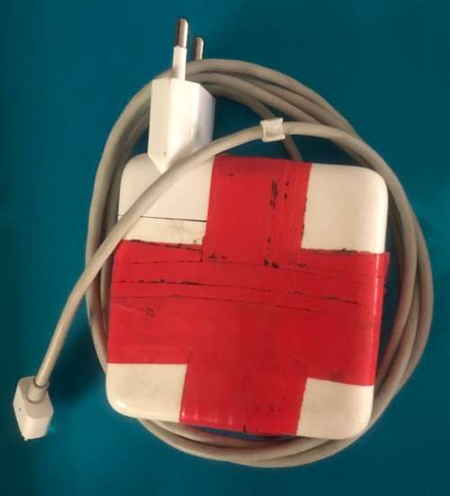 Apple MacBook "Core 2 Duo" 2.0 13" (Unibody)