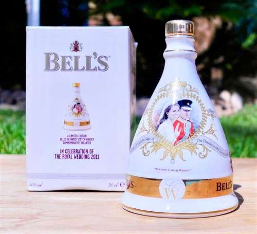 BELLS PRINCE WILLIAM & KATE WEDDING  DECANTER 2011 SEALED & FULL ,BOXED,  COLLECTIBLE