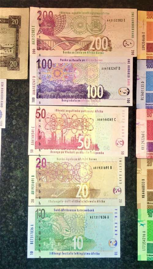 SETS OF 3 DIFFERENT GOVERNORS TT MBOWENI 2005 , G.MARCUS 1 ST ISSUE , L.KGANYAGO & G.RISSIK R20