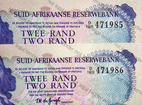 TW DE JONGH R2 IN SEQUENCE D169 /471985-986 AUNC 3RD ISSUE 1976[VAN RIEBEECK WTM](1BID TAKES ALL)