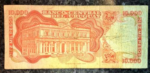 URUGUAY 10,000 PESOS 1974 ND