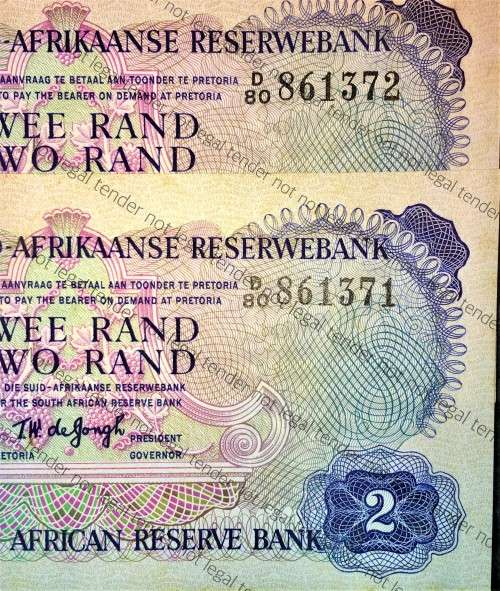 TW DE JONGH R2 IN SEQUENCE D80/861371-372 AUNC(PAPER CLIP MARK) 2ND ISSUE 1974(1BID TAKES ALL)