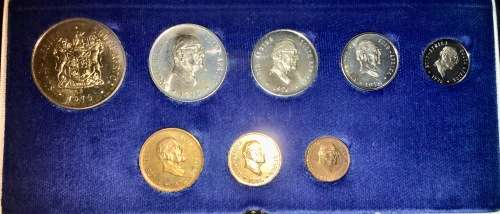 S A MINT PROOF SET 1976 WITH SILVER R1 TO 1/2 CENT IN BLUE S A MINT BOX