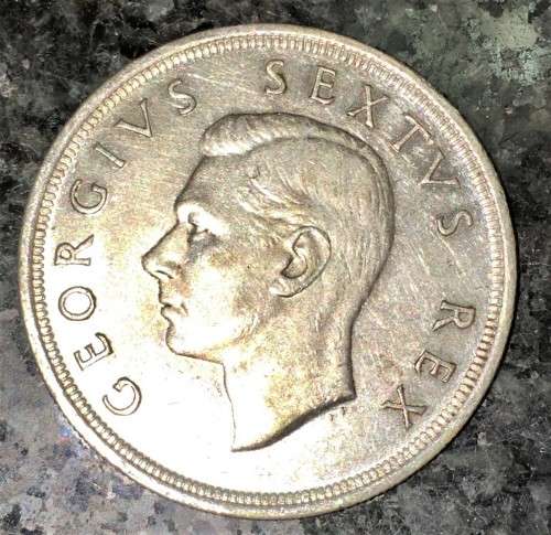 S A UNION SILVER 5 SHILLINGS 1952 SILVER CROWN
