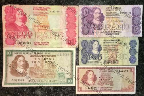 SET OF VARIOUS GOVERNORS & DECIMALS R50 IS AA TO R1  ( 1 BID TAKES ALL)