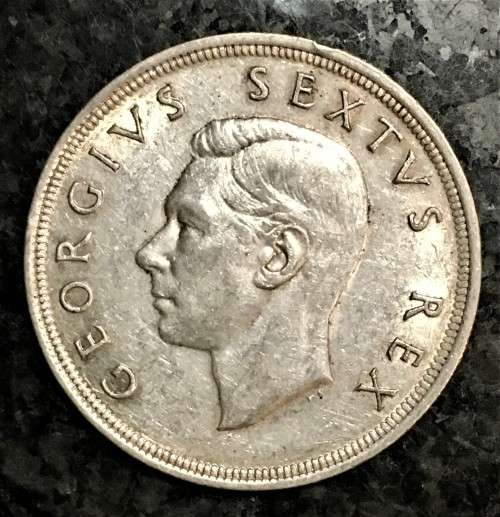 S A UNION SILVER  5 SHILLINGS 1949 GOOD CONDITION -- 80% SILVER CROWN