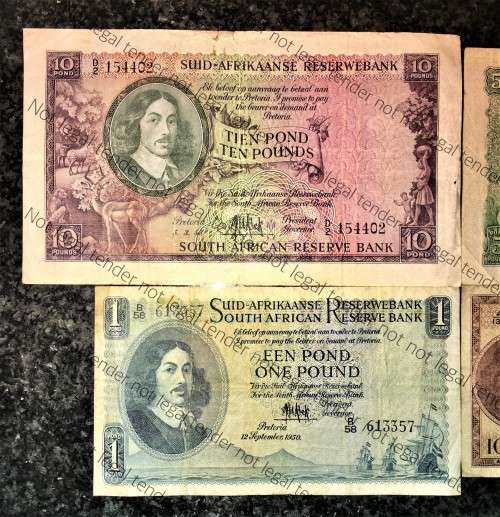 MH DE KOCK SET 10 POUNDS 1958 A/E, 5 POUNDS 1957, 1 POUND 1950 & 10 SHILLINGS 1957 (1 BID TAKES ALL)