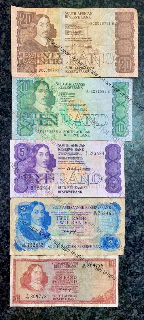 SET OF VARIOUS GOVERNORS & DECIMALS R20 TO R1  ( 1 BID TAKES ALL)