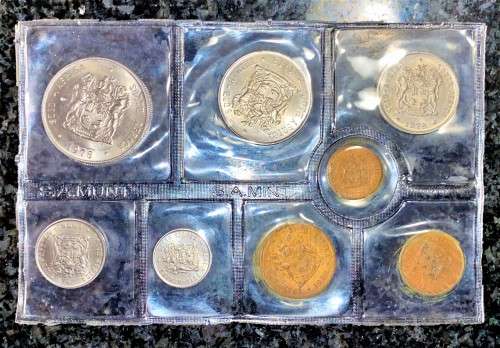 S A MINT UNCIRCULATED SET 1978 -- R1 TO 1/2 CENT - SEALED FROM SA MINT