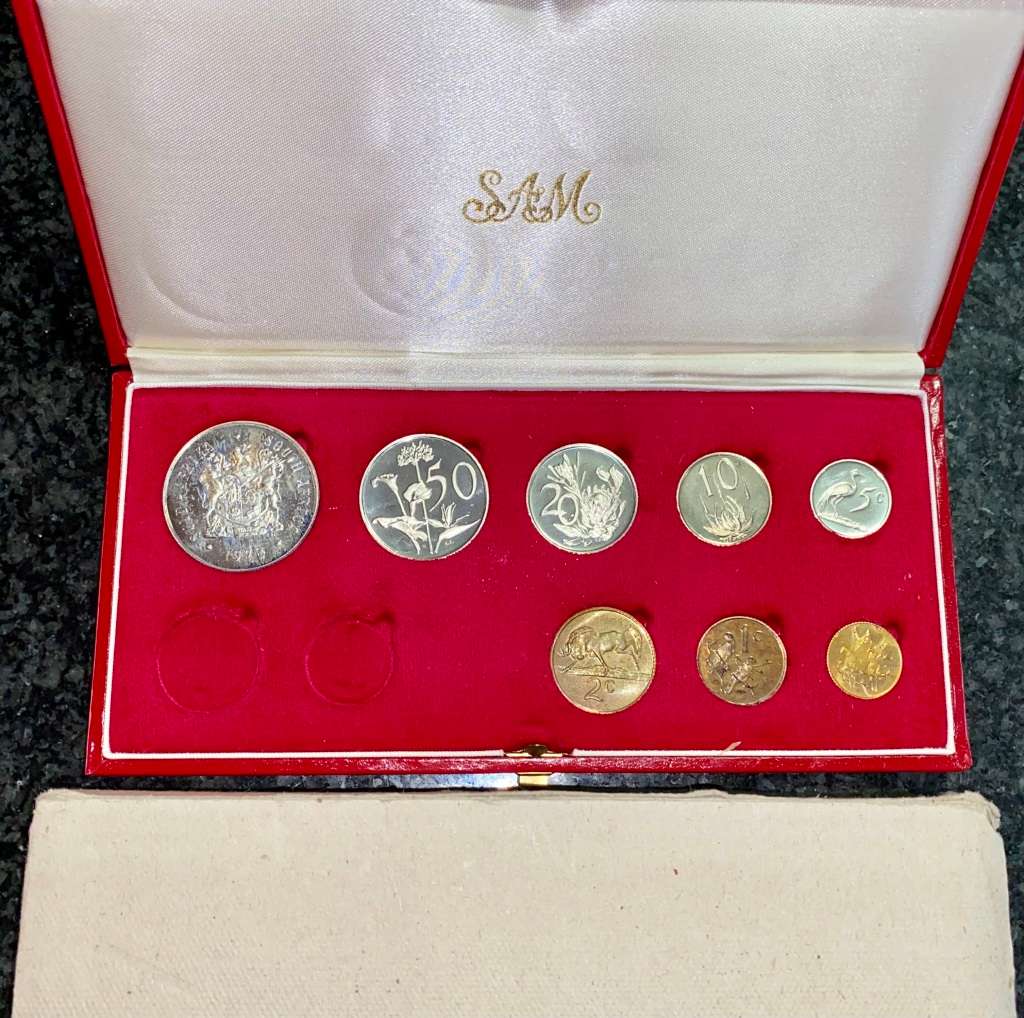 SOUTH AFRICA PROOF SET SILVER R1 TO 1/2 CENT -- 1978 -- IN RED SA MINT BOX WITH ORIGINAL COVER