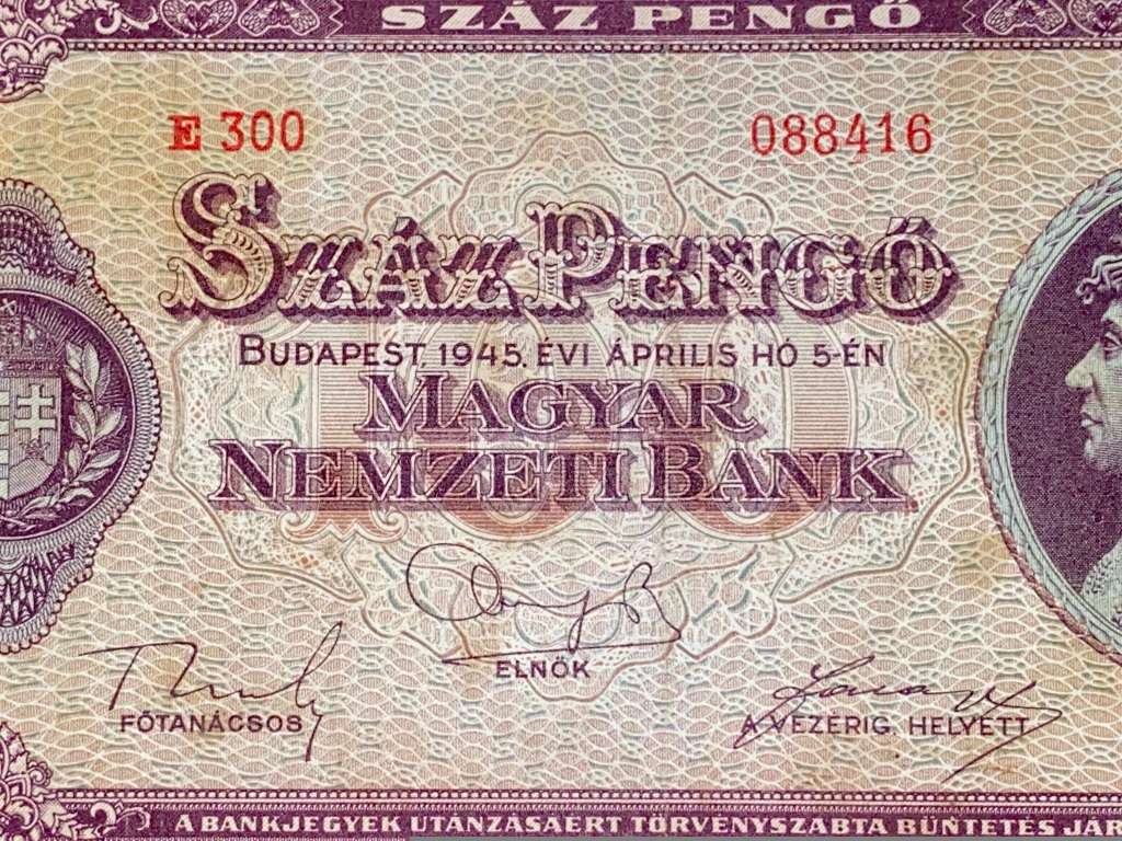HUNGARY 100 PENGO 1945 WW2 BUDAPEST