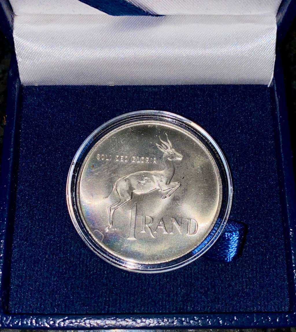 S A MINT UNC 1975 SILVER R1 - IN BLUE S A MINT BOX IN CAPSULE