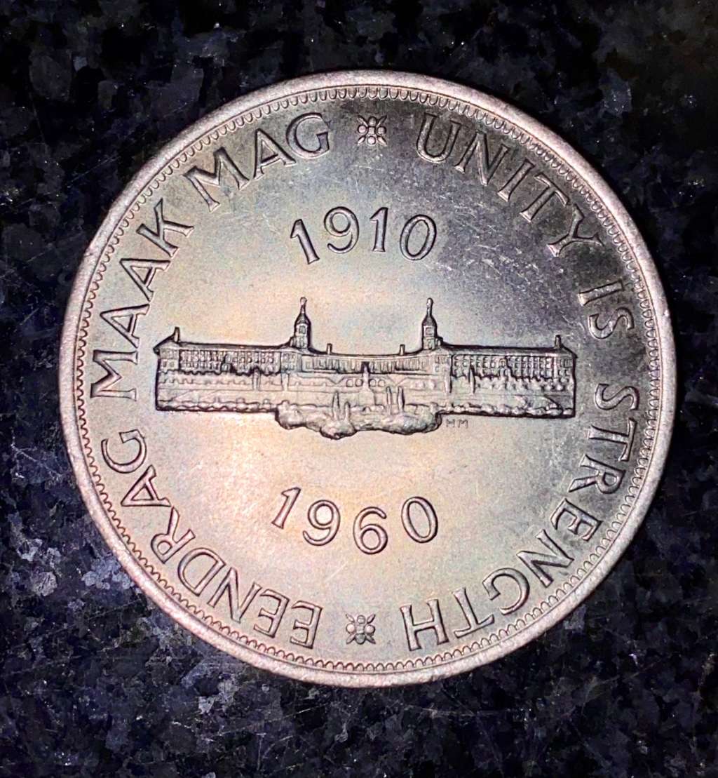 S A UNION SILVER 5 SHILLINGS 1960 VERY GOOD CONDITION SILVER CROWN