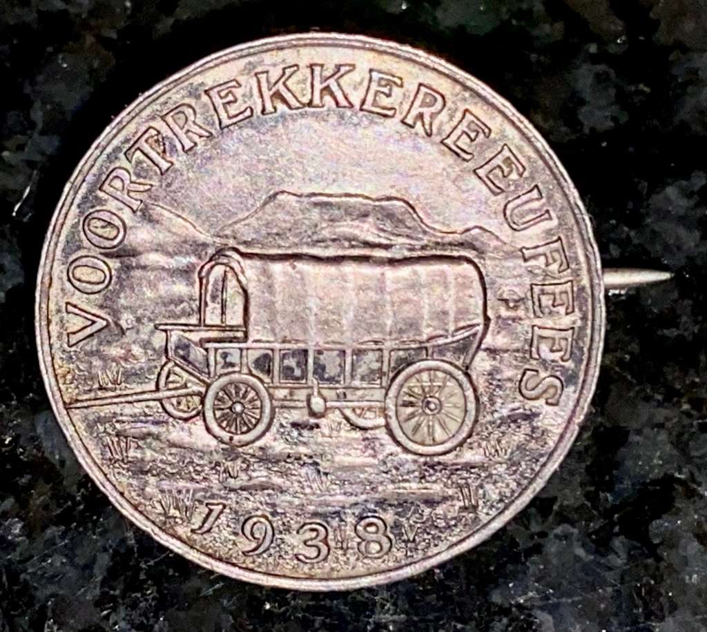 VOORTREKKER EEUFEES STERLING SILVER PIN BADGE 1938