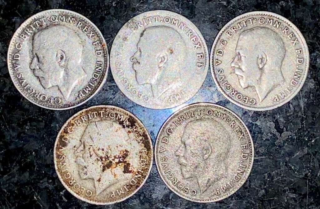 GREAT BRITAIN SILVER SET 3 PENCE 1917, 1918, 1919, 1920 & 1921(1 BID TAKES ALL)