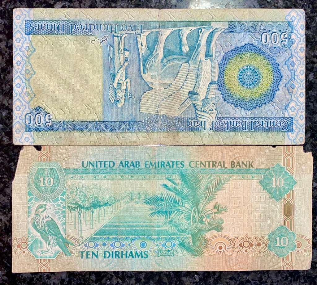 IRAQ 500 DINARS 2004 & UNITED ARAB EMIRATES 10 DIRHAMS 2009 ( 1 BID TAKES ALL)