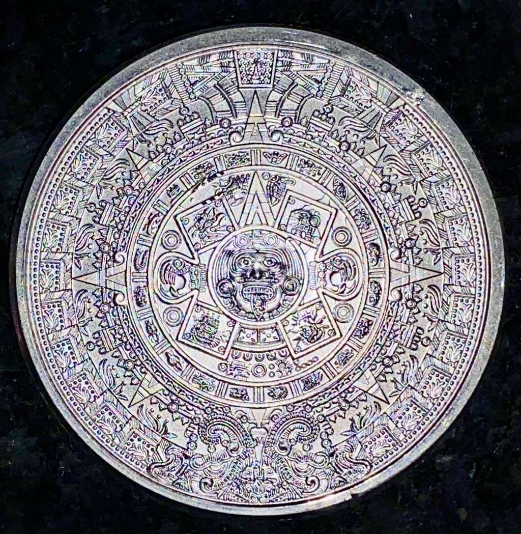 AZTEC 2OZ SILVER ROUND - 2OZ PURE SILVER .999 COMES IN WORLD COIN POUCH