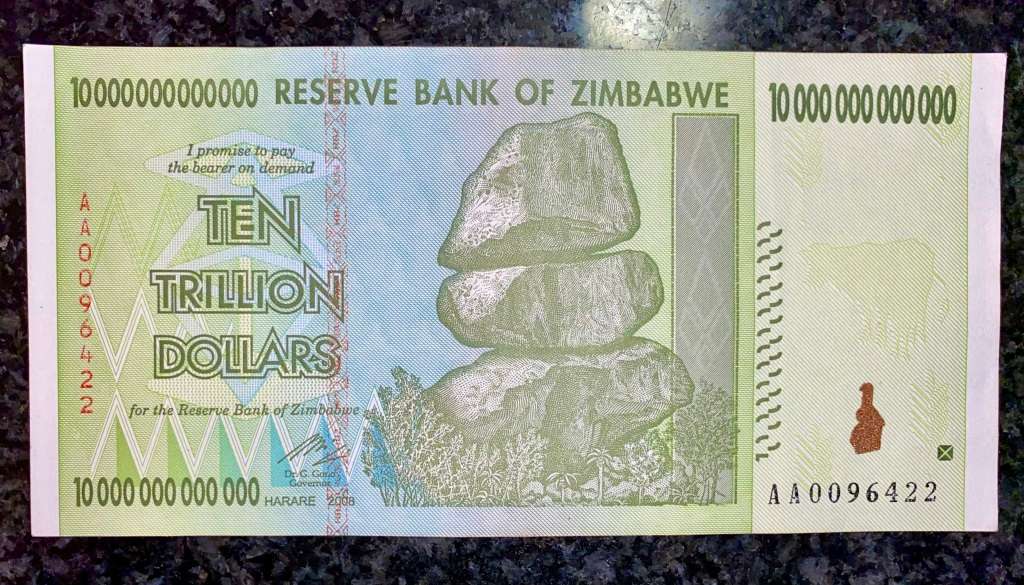 ZIMBABWE AA 10 TRILLION DOLLARS LOW NUMBER AA0096422 HARARE 2008 ZIM BIRD WTM