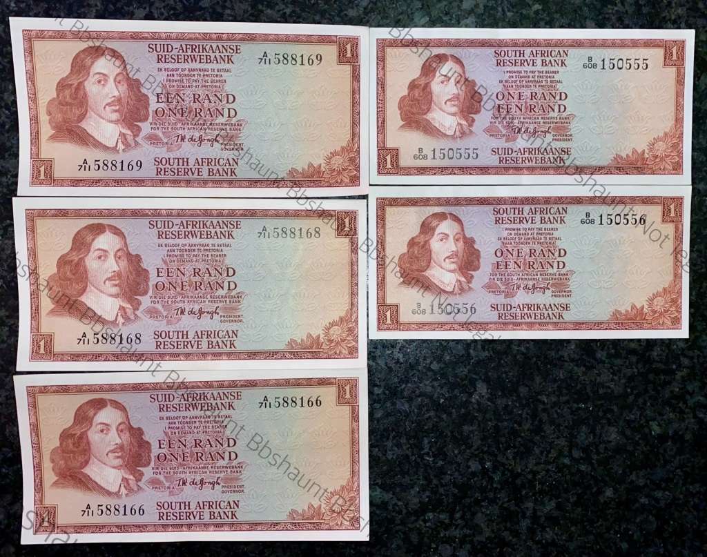 TW DE JONGH R1 IN SEQUENCE A SERIES 1967 SPRINGBUCK WTM & B SERIES 1975 RIEBEECK WTM( 1 BID TAKES AL