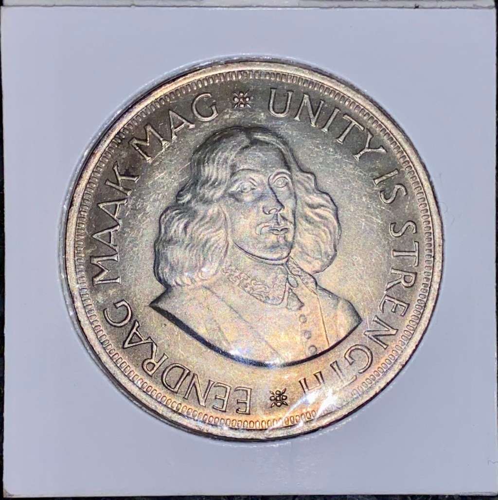 SOUTH AFRICA SILVER 50 CENT 1961 GOOD CONDITION SILVER CROWN SIZE IN COIN FLIP