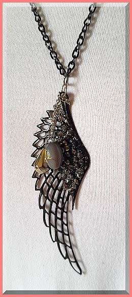 STUNNING BLACK WING PENDANT AND CHAIN