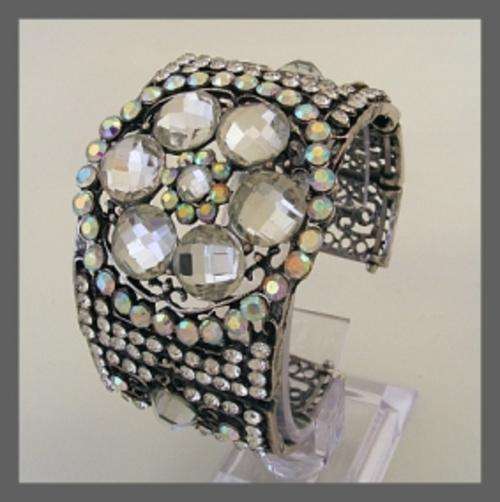 TIBETAN SILVER BRACELET