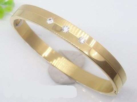 STUNNING CRYSTAL GOLD EP STAINLESS STEEL BRACELET