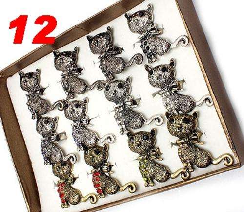 *WHOLESALE LOT* - 12 X METAL RHINESTONE CAT RINGS IN DISPLAY BOX