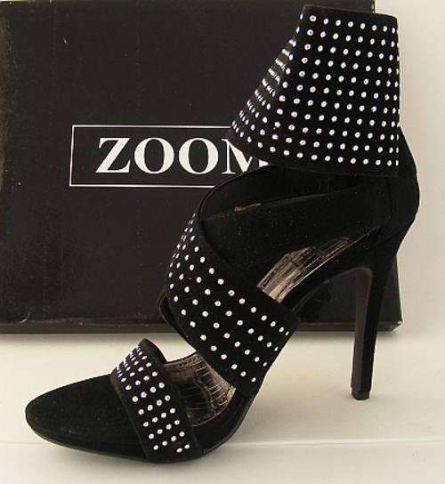 *R1* - BLACK SIARA SHOES FROM ZOOM - SIZE: 4