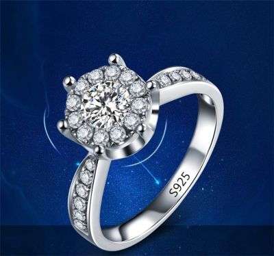 *PERFECT* 0.25CT AAA Zircon 925 Sterling Silver Filled Ring - SIZE : 9