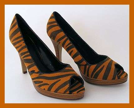 SIZE: 7 - FUNKY LEOPARD PLATFORM PEEPTOE SHOES BY OXYGEN
