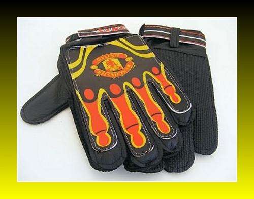 AWESOME MAN UNITED SOCCER GOALIE GLOVES
