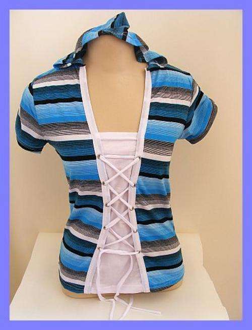 BLUE STRIPED HOODED LACE UP T-SHIRT - SIZE SMALL