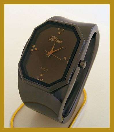 *R1* - GUNMETAL DIVA BRACELET WATCH