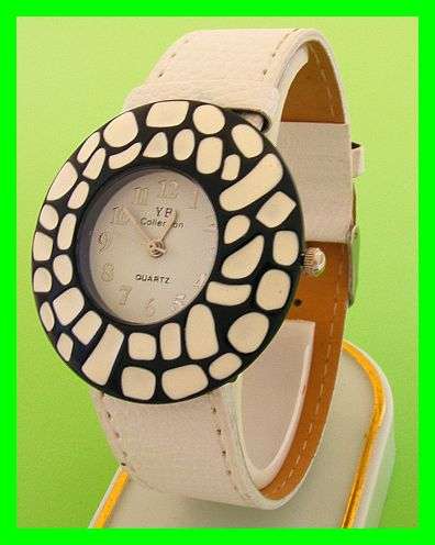 *R1* - WHITE LEATHER WATCH WITH BLACK AND WHITE FACE