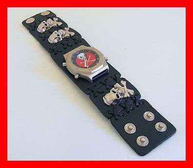 BLACK LEATHER WRISTBAND WATCH WITH SKULLS